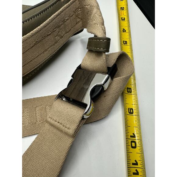 True Religion Hobo Crossbody W/ Adjustable Logo Strap Zip Top Olive Green Boho - Picture 9 of 9